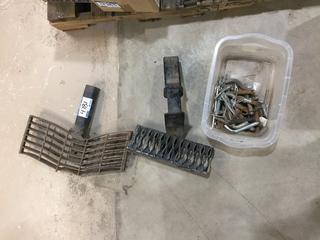 (2) Side Steps & Quantity of Hitch Pins & Clips.