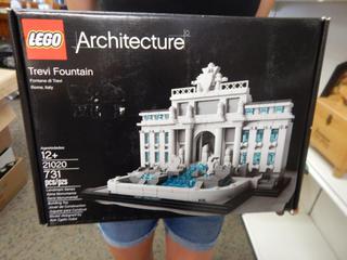 Lego 21020 Lego Trevi Fountain - New in Sealed Box