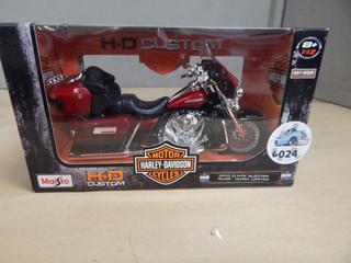 Harley Davidson Motorcycle 1/12 Scale