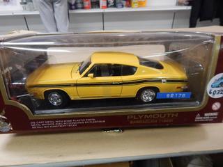 Road Ledgends Yellow 1969 Plymouth Barracuda 1/18 - New in Box