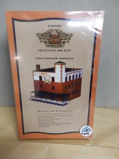 Harley Davidson Warehouse HO Scale Train Accessory Kit