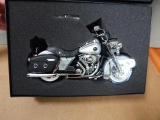 Harley Davidson Diecast Motorcycle - New in Box