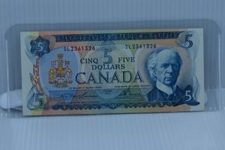 1972 Bank of Canada Five Dollar Bank Note.