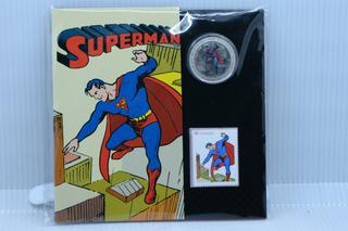 2013 Canada Superman Holographic Silver Coin & Stamp Set.