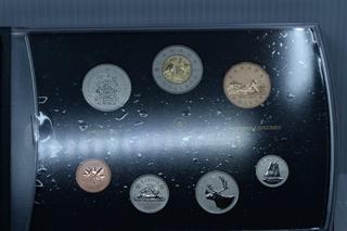 2010 Canada Special Edition Two Dollar Coin Specimen Set Baby Lynx.