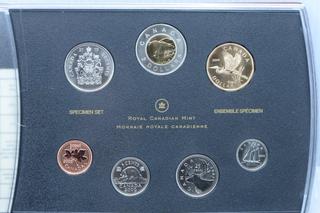 2009 Canada Specimen Set w/Special Loonie (One dollar coin available only in specimen sets).