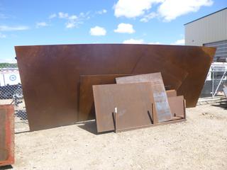 91in X 58in X 28in Metal Stand C/w Qty Of Steel Plate. *Note: Large Piece Is 20ft X 8ft*