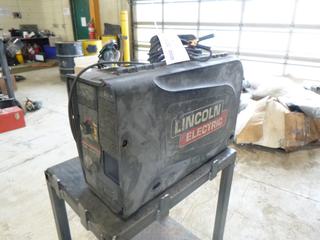 Lincoln Electric LN25 Pro Portable MIG Welder. SN U1081008783