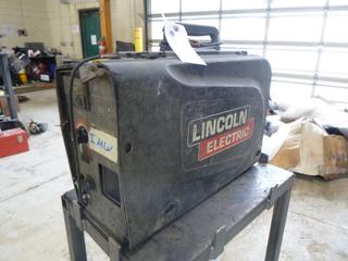 Lincoln Electric LN25 Pro Portable MIG Welder. SN U1110602099