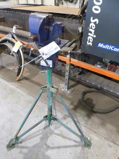 Vise Mtd On Pipe Stand