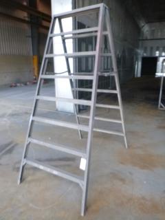 8ft Step Ladder