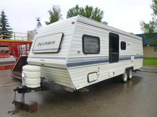 Dutchmen Classic 26ft Trailer w/ (1) Bedroom, (2) Bunks And (1) Bathroom w/ Tub. SN 47CT20M21R1048095 *Note: Needs Water Pump, Water Damage On Ceiling, Damage To Floor, No Screens On Windows And Damage To Drawers*