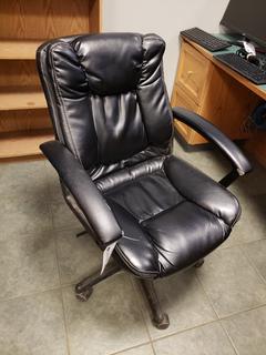 Task Chair