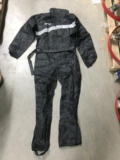 Asphalt Surfer One Piece Motorcycle Riding Rain Suit (L).