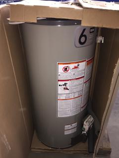 GSW 40 Gallon 40,000BTU Gas Water Tank, Damaged, G6-40S40N-AV 400.