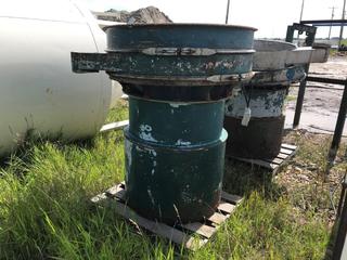 Selling Off-Site - Separator.  Located at Beiseker, AB Viewing By Appointment Call Graham @ 403-968-7697. *Note: Buyer Responsible for Lifting and Loading.*