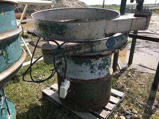 Selling Off-Site - Separator.  Located at Beiseker, AB Viewing By Appointment Call Graham @ 403-968-7697. *Note: Buyer Responsible for Lifting and Loading.*