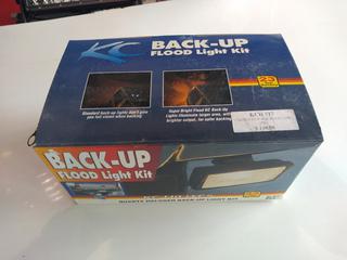 BACK UP FLOOD LIGHT KIT (PAIR), Part #KCH 517.