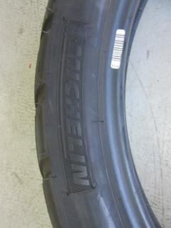 Michelin Nakee 2 Tubeless Tire 100/90-19. 