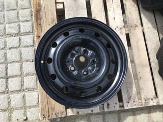 (1) RSSW X42655 Black Steel Wheel, 16x6.5, 5-114.3 Bolt Pattern. 