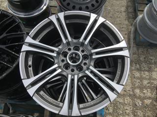 (4) Momo Corse 17" Alloy Wheels, 5 Bolt.