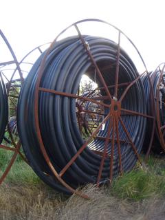 Global Pipe 3" SDR 13.5 Approx. 650M w/ Reel *NOTE: Located Offsite At Thomas Horizontal Drilling Yard In Barrhead,AB. Skid Steer Available To Assist With Load Out. Contact Richard For More Information 780-222-8309*