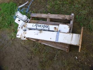 LIFT Moore Winch Lift Arm, (WR-5)