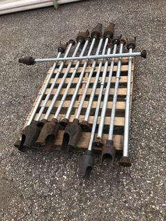 Selling Off-Site - SSB1 5-7' SERVICE BOX with 5' rod X 6 & SSB2 5-7' SERVICE BOX with 5'  rod X 6. Note:   Located at Bay C - 4415 72nd Ave SE Calgary.  For more information or viewing please contact Graham at 403-278-1470.