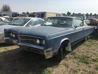 Selling Off-Site - 527 North 200 East, Raymond, AB -  Chrysler Three Hundred Coupe c/w Auto Trans, S/N Cm23K73285883
