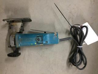 Makita JV2000 Jig Saw.