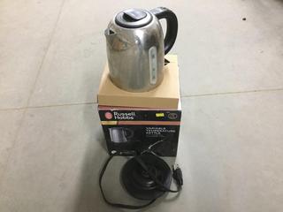 Russell Hobbs 1.7L Polished Stainless Steel Kettle.