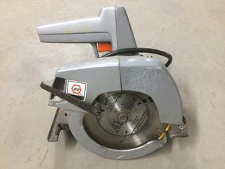 Black & Decker 7-1/4" Circular Saw.