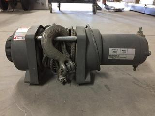 Warn 2500lb Winch With Control.