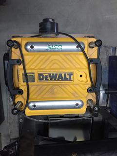 DeWalt DW735 13" Thickness Planer With Stand.