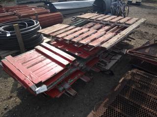 Quantity of Truck Deck Rails