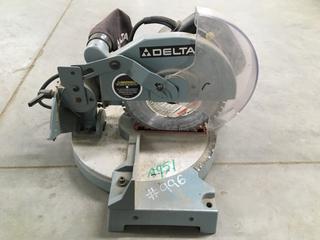 Delta 8-1/4" Compound Mitre Saw.