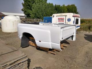 Dodge Dually Truck Box Heavy Duty 4x4 SLT.