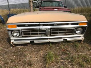 Selling Off-Site - 527 North 200 East, Raymond, AB -  1975 Ford 1/2 Ton Front Clip.
