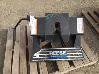 Reese 5th Wheel Hitch Max 20,000lbs.