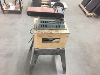 Delta 4" Belt/6" Disc Sander on Stand.