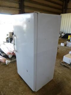 Danby Refrigerator, Model D1707W