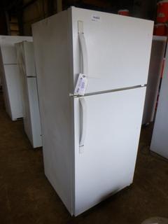 Frigidaire Refrigerator, Model FRT17G4BW2