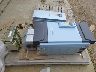 Eaton (1) SPX 9000 High Performance Drive, (1) SVX Sensor less Flux Vector Control