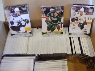 (1) Box Upper Deck 2011-12 Hockey Cards Including Game Jersey Cards, Canvas Inserts and More (G1)