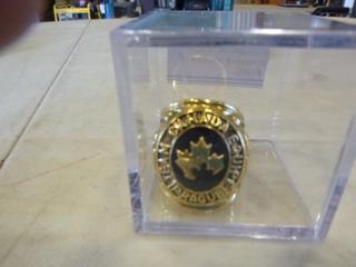 (1) 1985 Team Canada, Canada Cup Replica Championship Ring (G1)