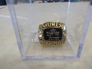 (1) 1994 Bill Ranford Team Canada Replica Championship Ring (G1)