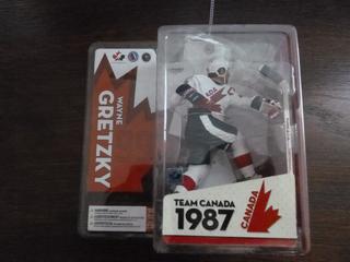 Wayne Gretzy 4th Edition 1987 Team Canada McFarlane Figure (Unopened)