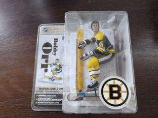 Bobby Orr Legends Series 3 Boston Bruins McFarlane Figure (Unopened)