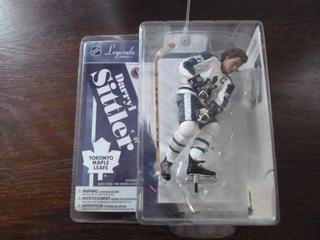 Darryl Sittler Legends Series 4 Toronto Maple Leafs McFarlane  Figure (Unopened)