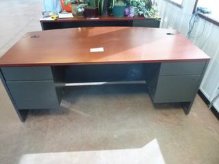 72in X 36in X 28in Office Desk